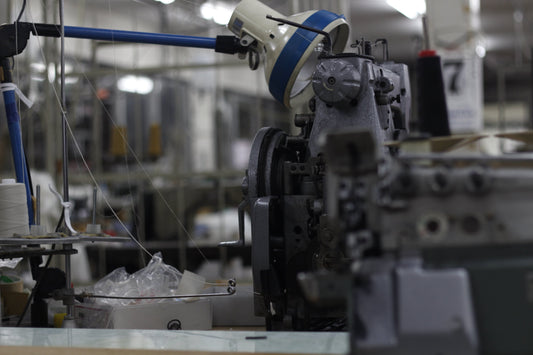 縫製は岡山品質。頑固なまでのこだわり。